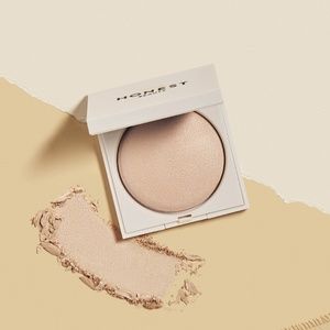 The Honest Company  LUMINIZING GLOW POWDER IN MIDNIGHT REFLECTION